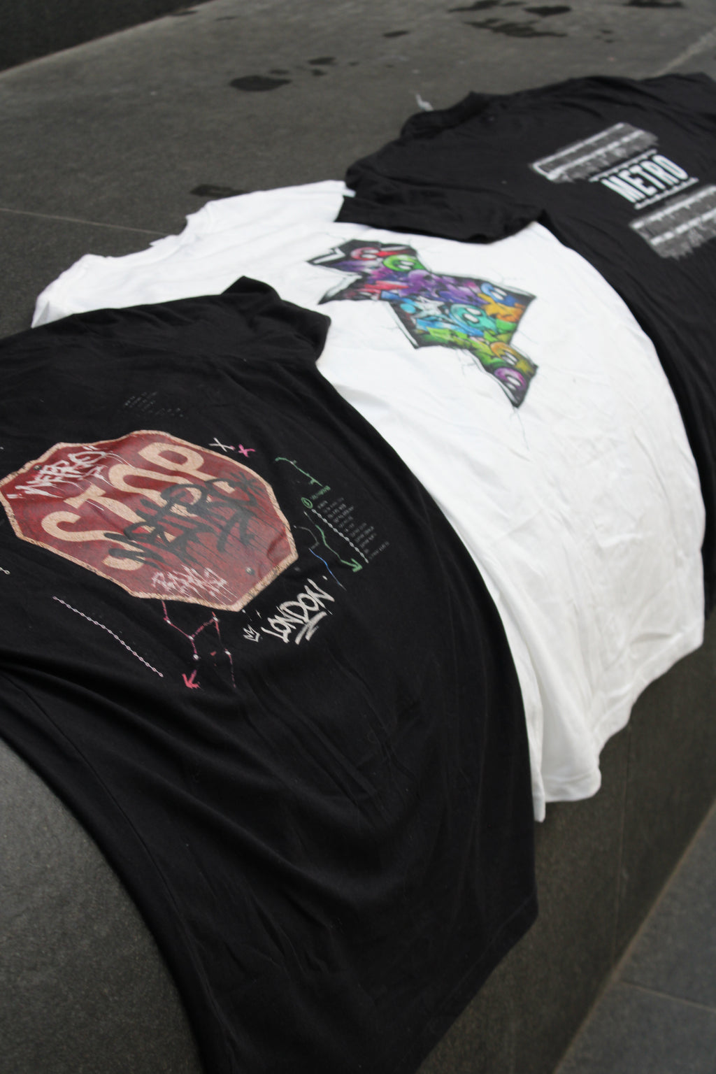 Metro STOP sign TEE