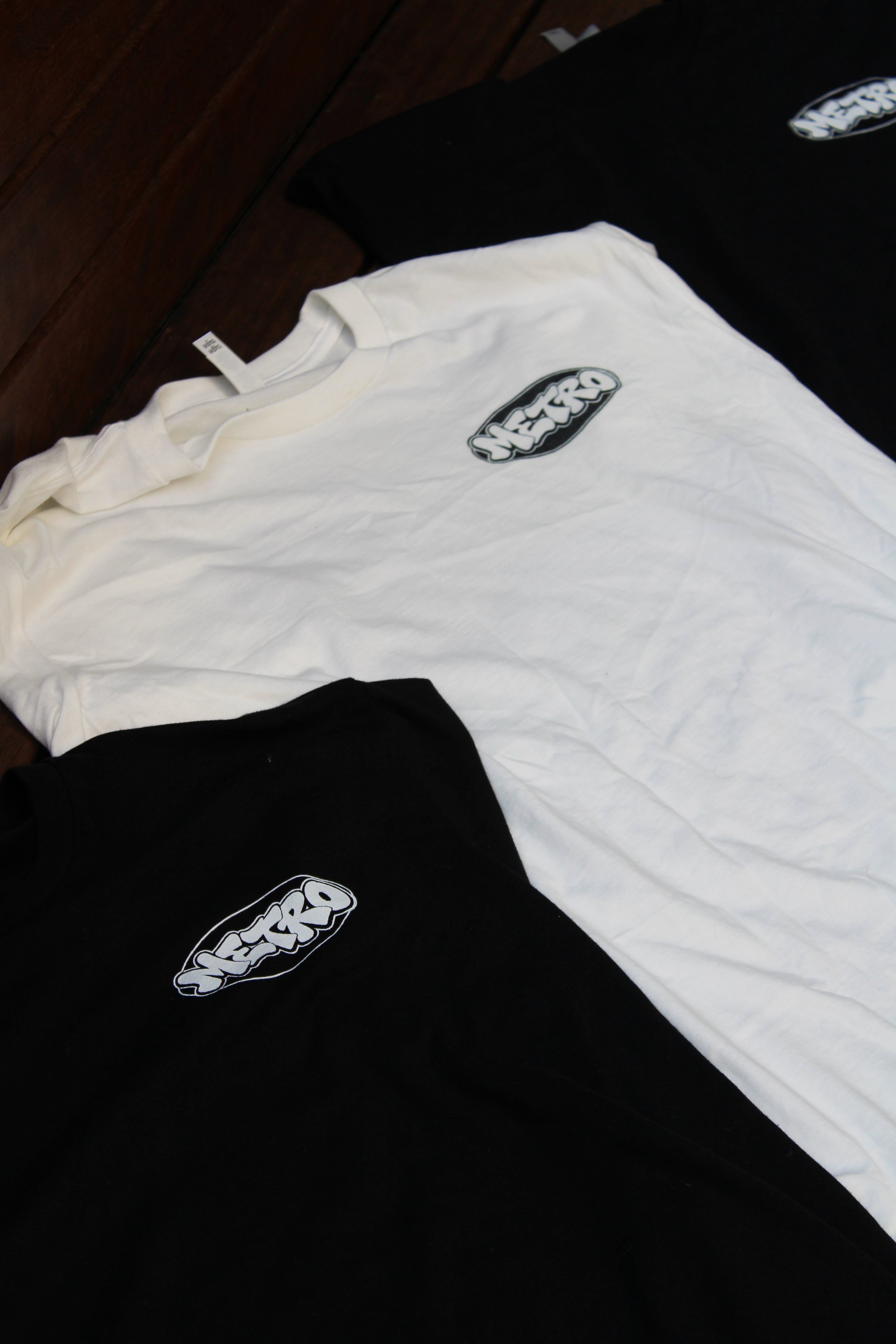 Metro wear TEE