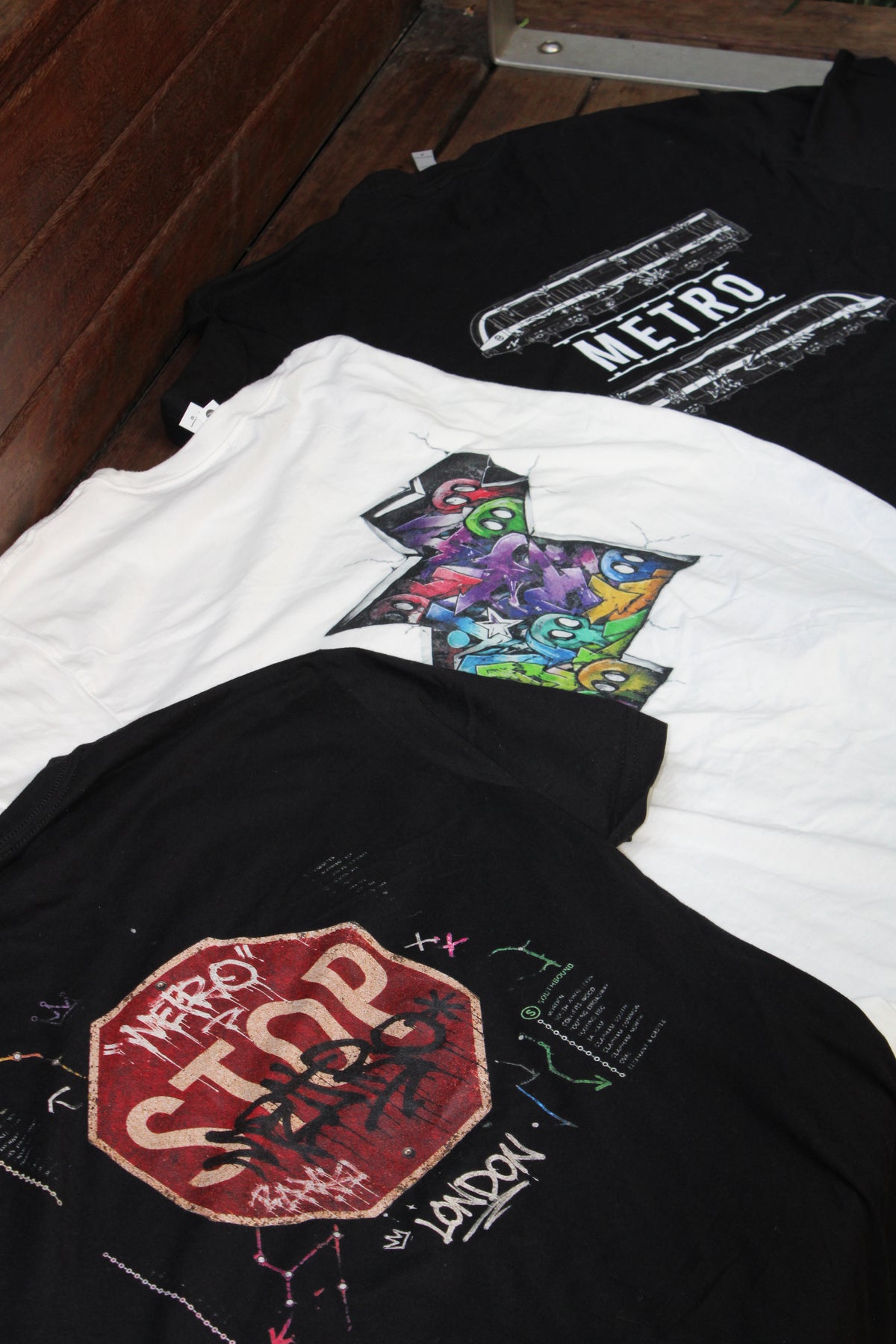 Metro STOP sign TEE